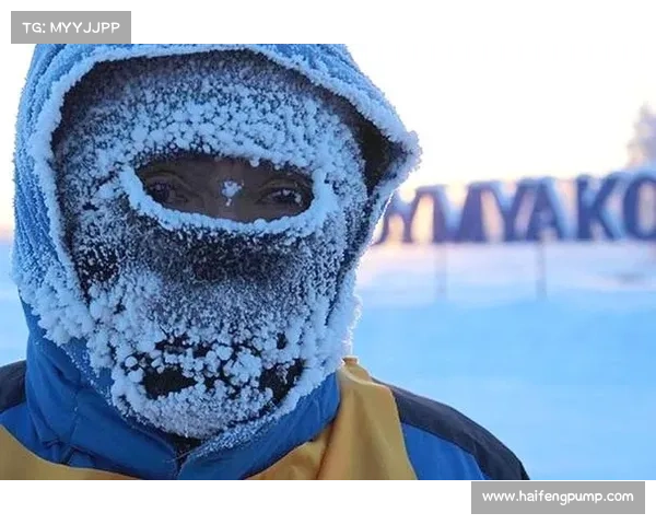 南极洲首次羽毛球表演赛成功举行 极寒零下25度挑战运动极限